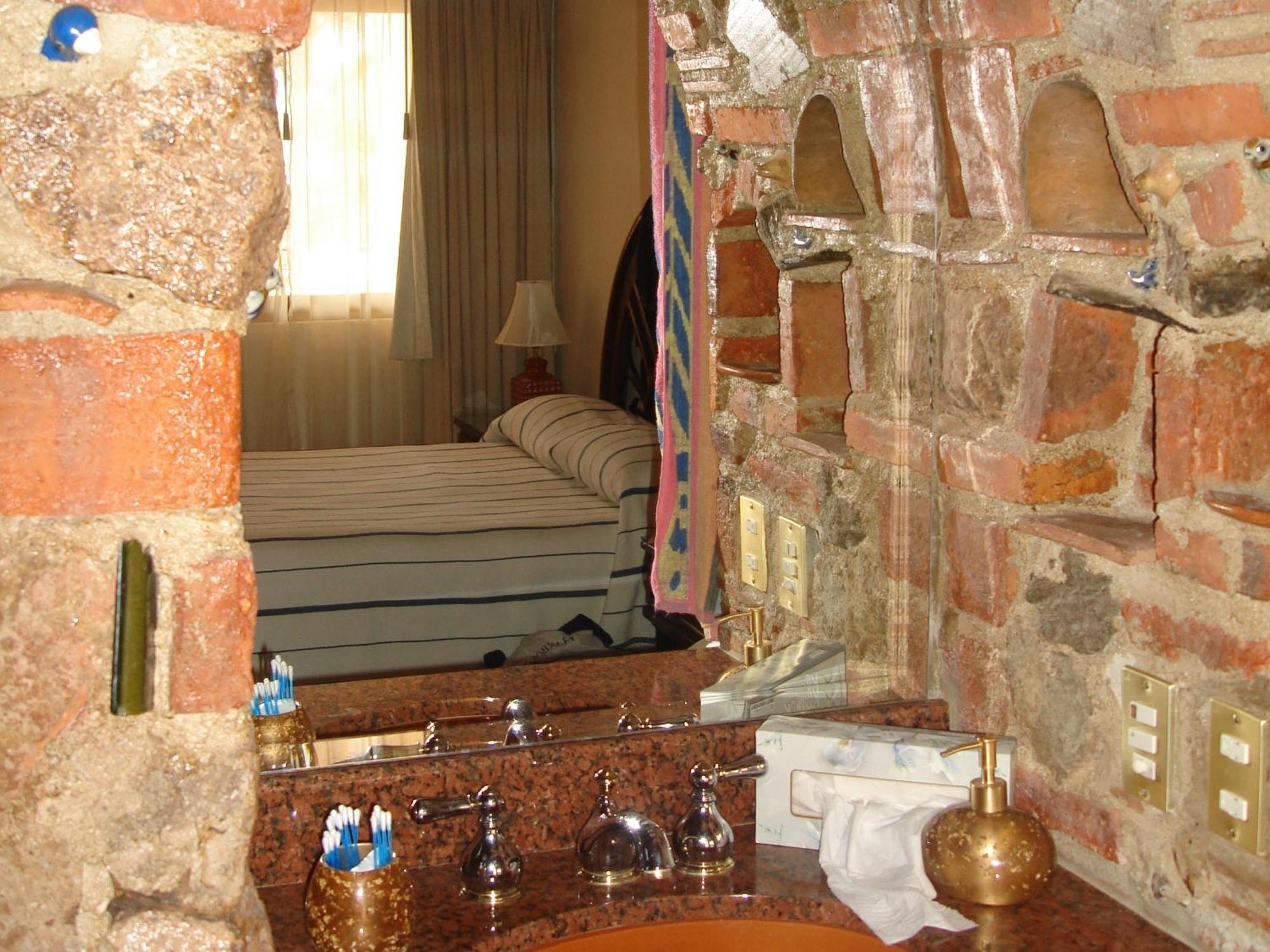 Quinta Don Jose Boutique Hotel Tlaquepaque Oda fotoğraf